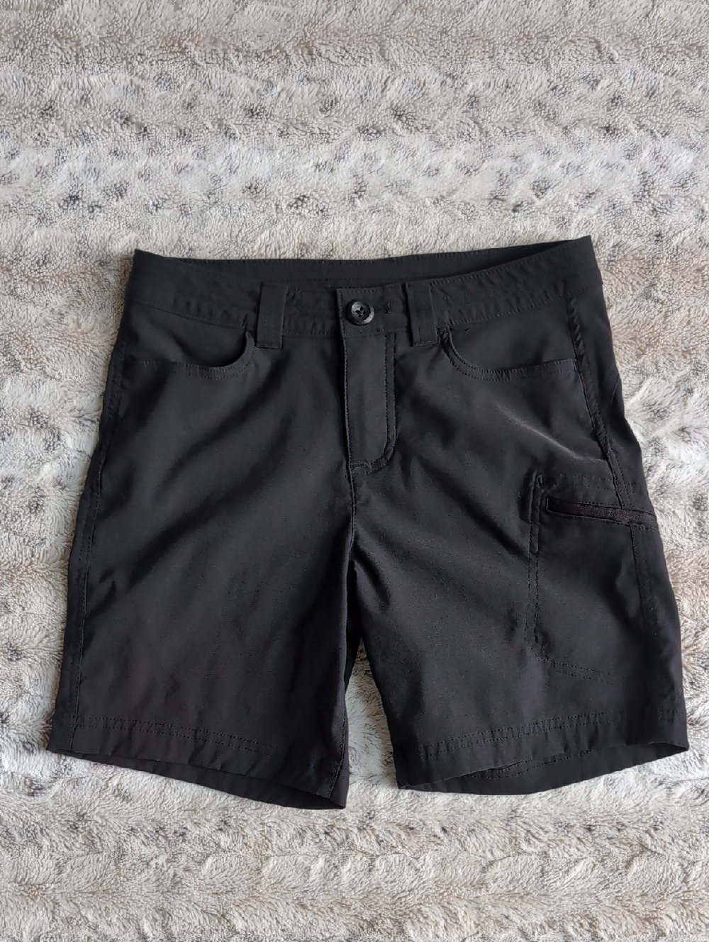 Eddie Bauer Nylon 6.5" Shorts